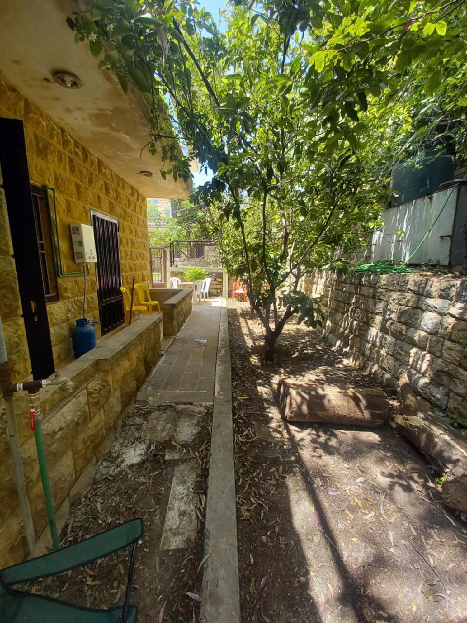 Suiteness Deir El Qamar الغرفة الصورة